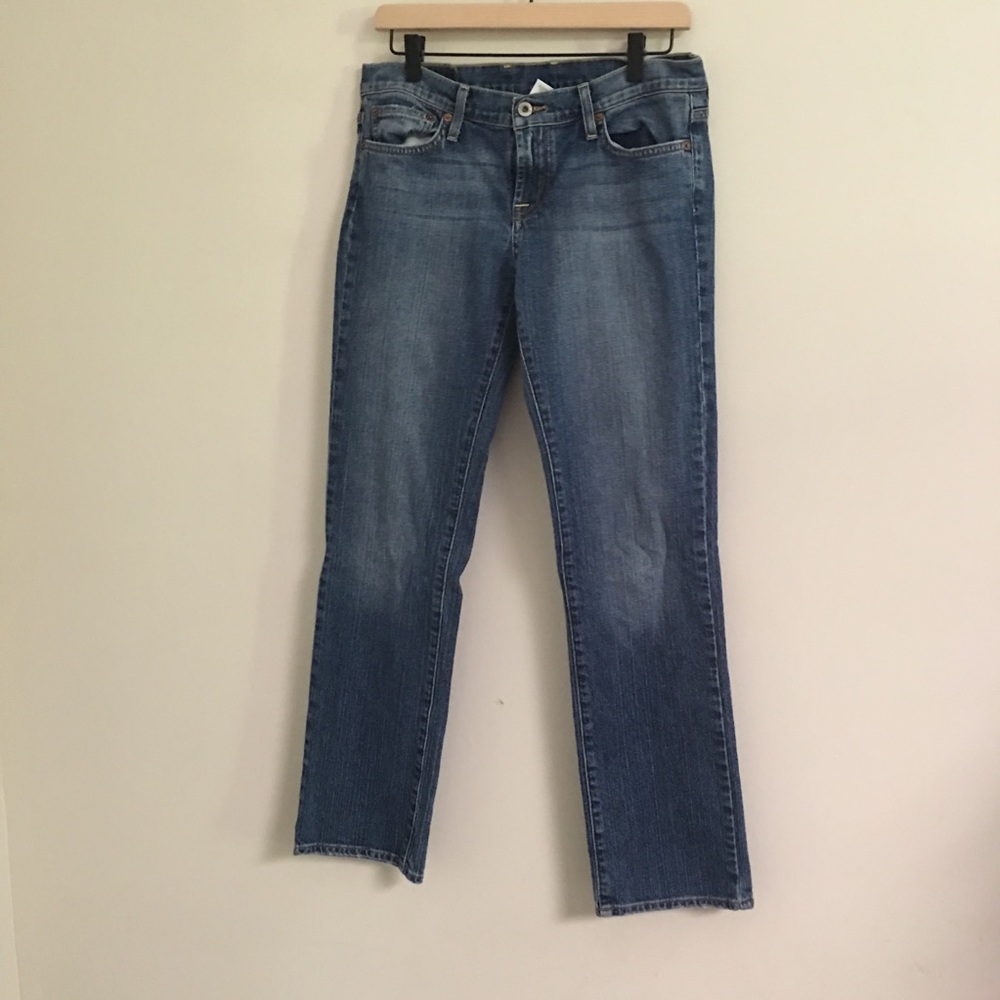 Lucky Brand Woman’s Straight Leg Jeans - Picture 4 of 8